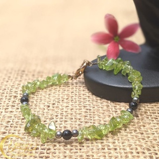 Vòng tay Peridot xinh xắn