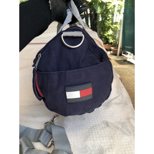 Túi chuẩn si. túi qua sử dụng .khách vui lòng xem hình nếu muốn biết thêm thông tin sản phẩm mời khách vô chat . Thanks.