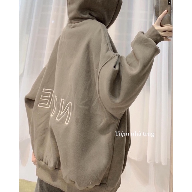hoodie thêu logo cả trước và sau chất nỉ bông(dài 68cm) | BigBuy360 - bigbuy360.vn
