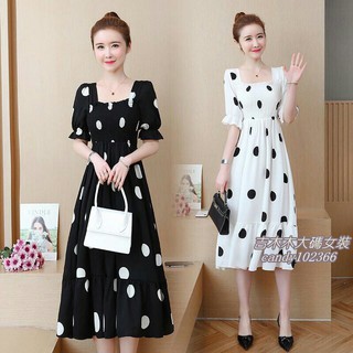 Váy bầu dự tiệc thiết kế chun ngực chấm bi to