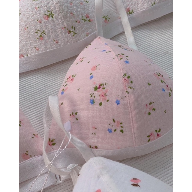 Áo bralette Mad Colours Hoa nhí thô xốp, xô musline mềm  mịn tone màu pastel - Hàng hanmade - The Heidi
