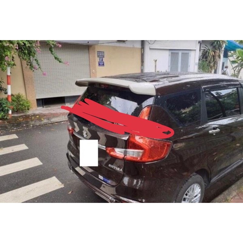 Đuôi lướt gió Suzuki Etiga