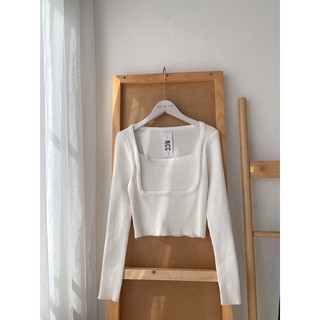 Áo croptop cổ vuông tay dài (trắng/đen)