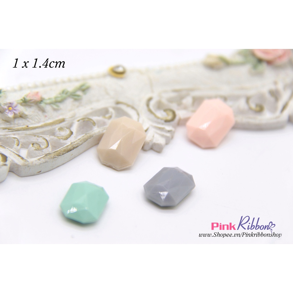 SET 10 HẠT - Charm nhựa màu mài giác giả đá KT 1 x 1.4cm