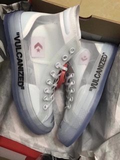 CONVERSE TRONG SUỐT OFF W