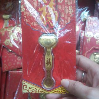 Lì xì mạ vàng tặng khách VIP