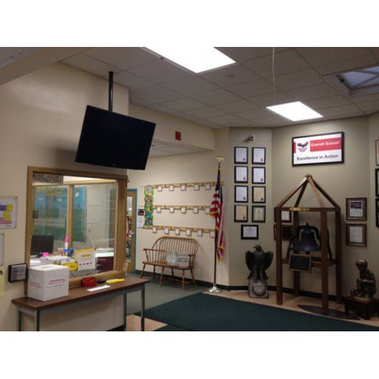 Khung Treo Tivi Thả Trần NBT 560 Nhập Khẩu Từ 32 - 70inch Chính Hãng Bảo Hành 12 Tháng