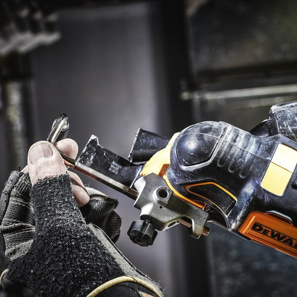 Thân máy cắt rung đa năng Dewalt 20v Max DCS356N -  Chính hãng SKU DCS356