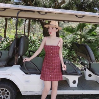 Đầm 2 dây kẻ đỏ thắt nơ hở lưng
