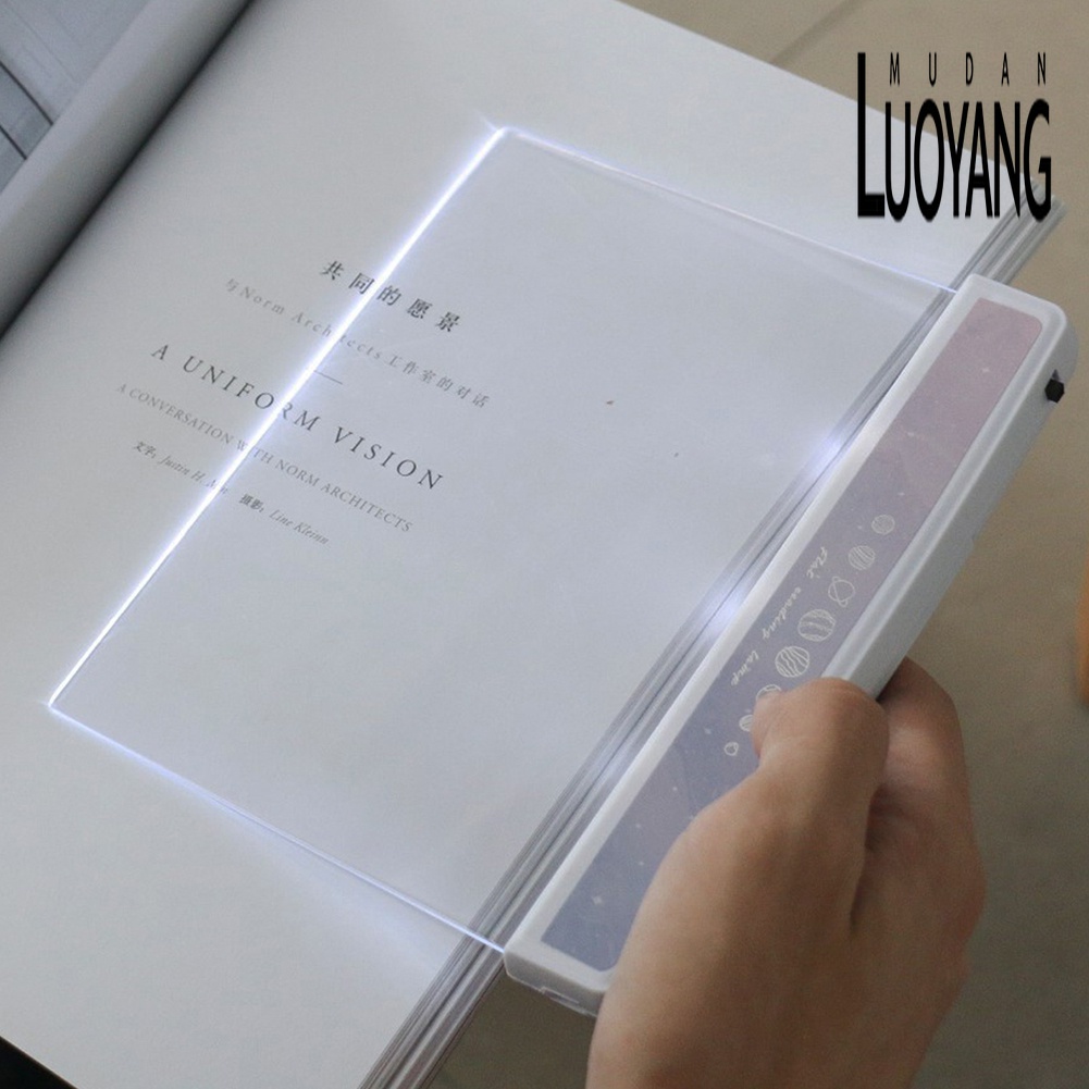 Đèn LED Đọc Sách Bảo Vệ Mắt Hình Chiếc Lá