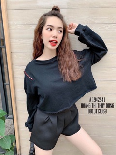 Croptop Tay Dài Phối Dây Kéo