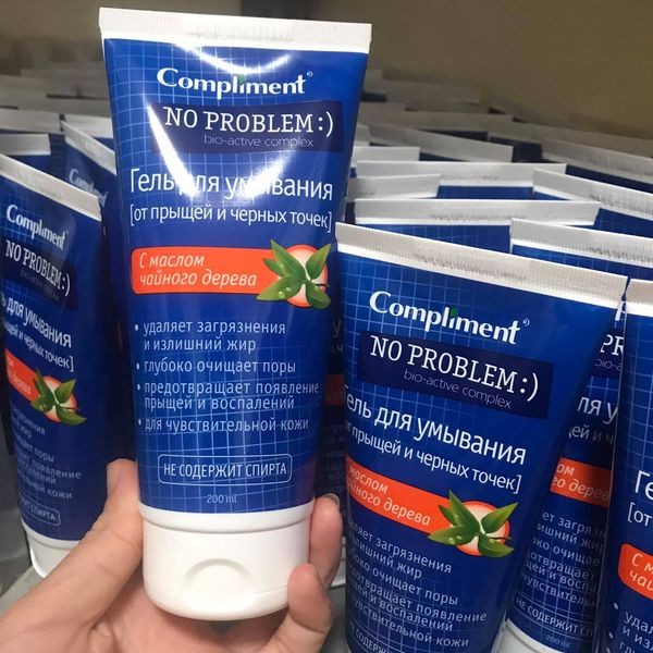 Gel rửa mặt Compliment No Problem giảm viêm, mụn