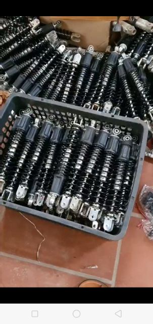 1 cặp Phuộc nvx hàng zin Yamaha thanh lý rả xe mới sao nó vậy  dùng được rất tốt cho xe dream và weve