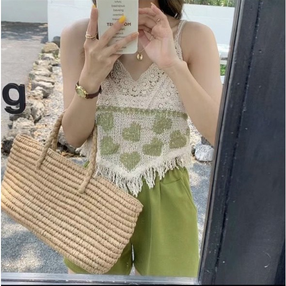 Áo thô đan 2 dây thêu tim vintage