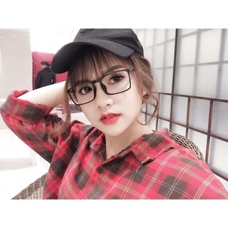 Mắt kính gọng vuông TATA đen