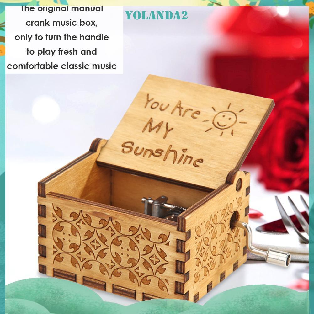 Hộp Nhạc Bằng Gỗ Khắc Họa Tiết Cổ Điển