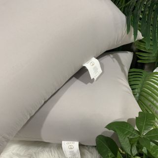 Gối nhập khẩu thương hiệu Gucci