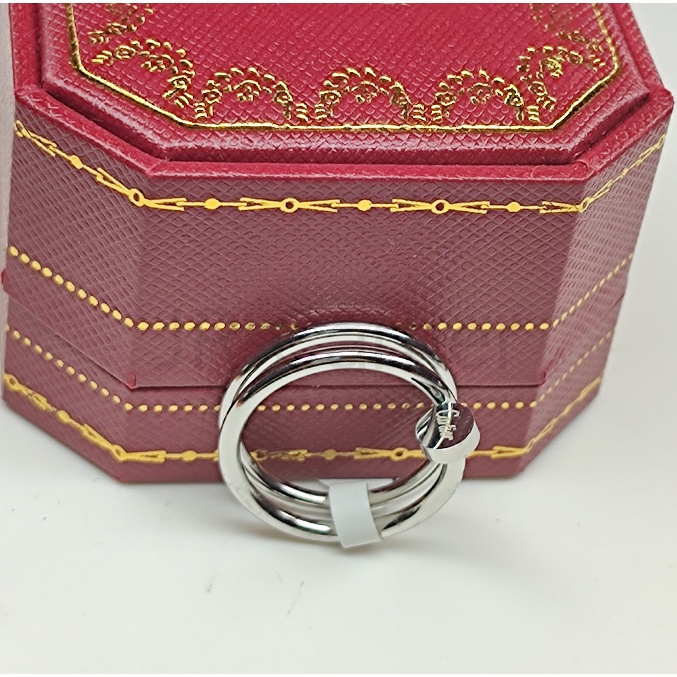 Bộ Nhẫn Vàng Hồng 18k 2022 Với 14 Viên Kim Cương Sáng Tạo 0.08 Carats