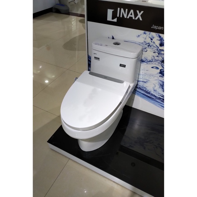 Nắp rửa bồn cầu kèm xịt rửa cơ thông minh INAX CW-S32VN chính hãng inax