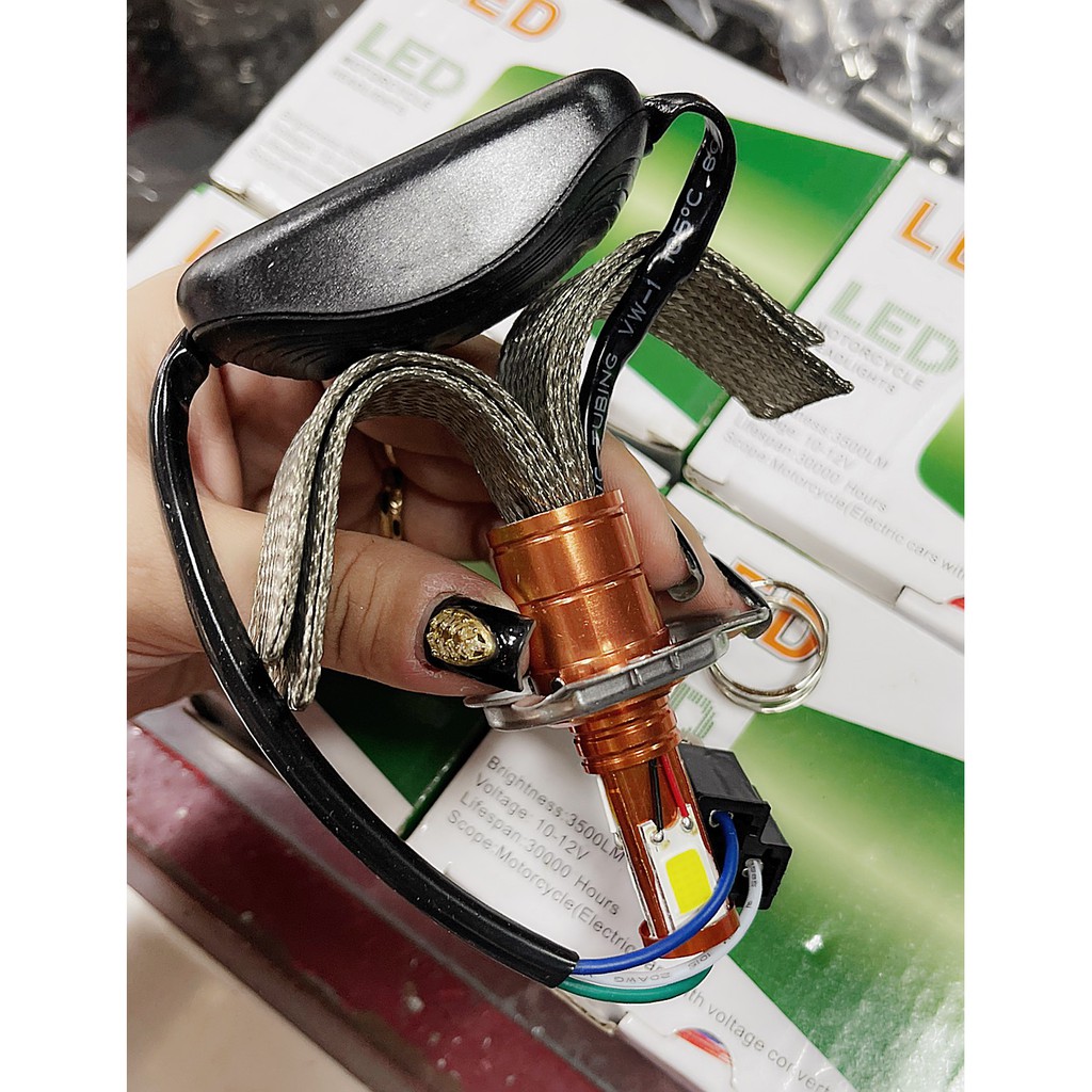 Đèn trợ sáng râu 3 tim