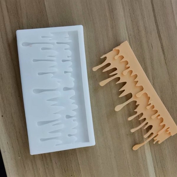 Khuôn Silicone Viền Băng Tuyết Tan Chảy 13 * 7 * 0.8Cm