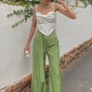 Quần Lụa Satin Loe Nhẹ & Vạt  Dài