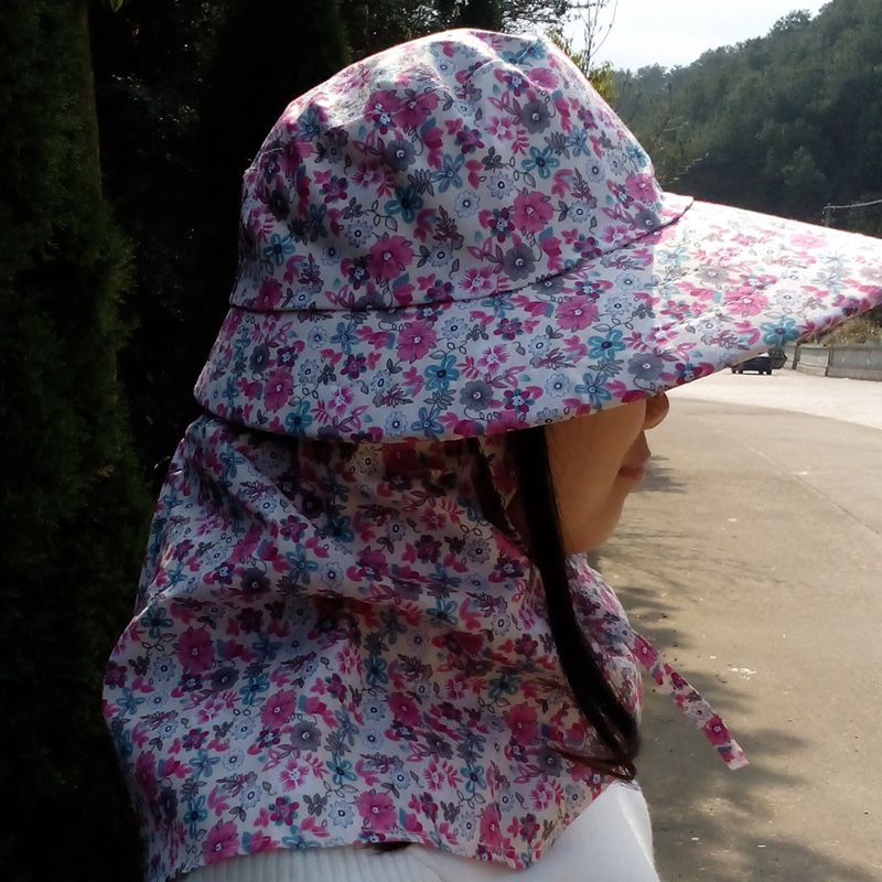 Nón chống nắng hình hoa,,,