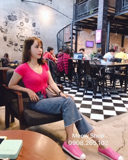 Giày Native màu hồng