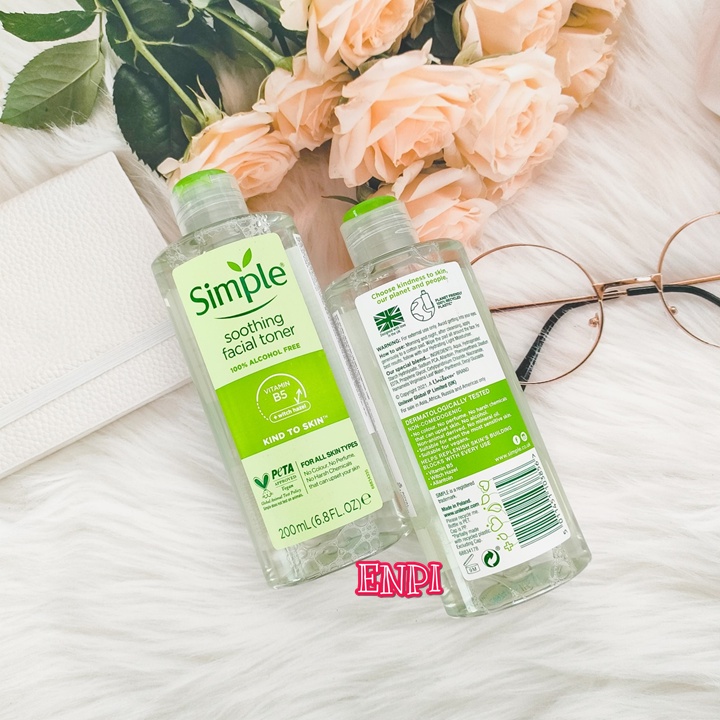 Nước hoa hồng Simple Kind to Skin Soothing Facial Toner