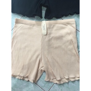 Quần mặc trong váy gân tăm