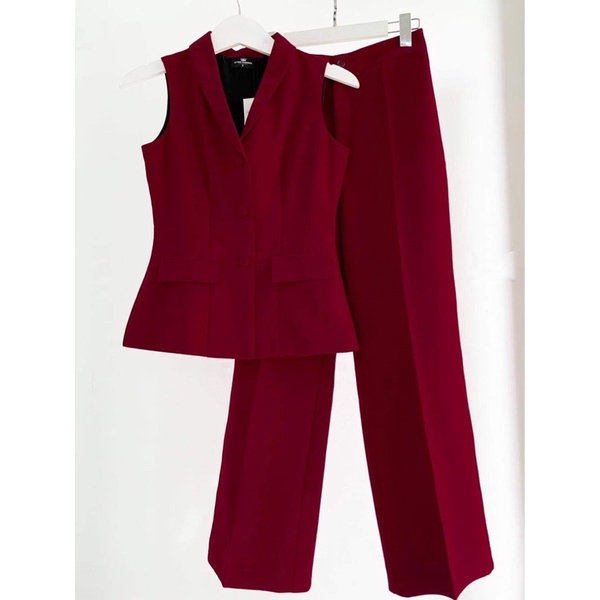 Set vest thiết kế xs 38-40kg mua 1200k quần đã bóp lưng k vừa ý nên bán rẻ