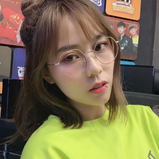 HÀNG HIẾM Gọng kính thiết kế Misthy