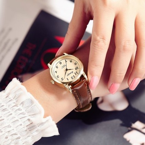 Đồng hồ thời trang nam nữ Káiqi KSQ03 dây da mềm, mặt số cổ điển dể dàng xem giờ | BigBuy360 - bigbuy360.vn