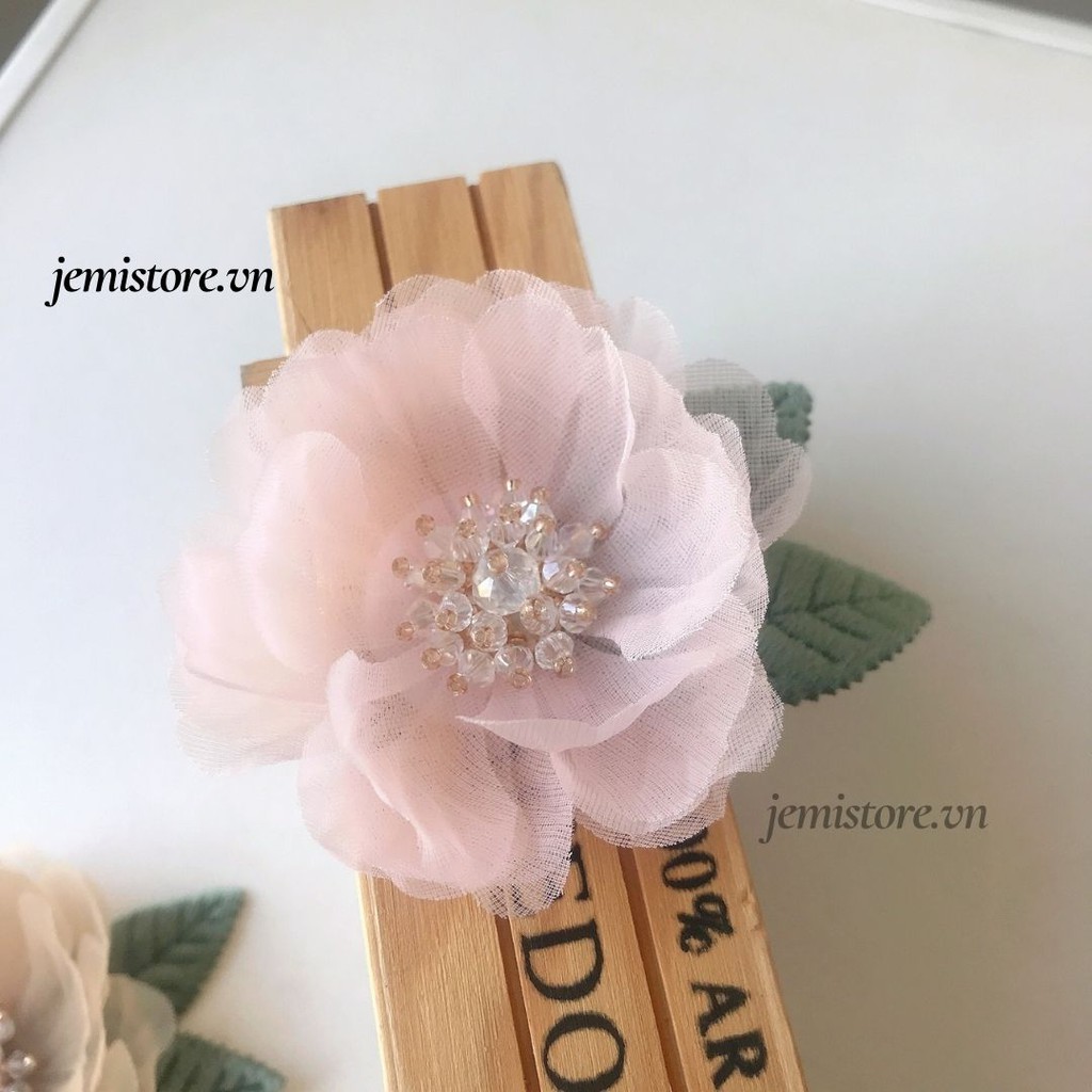 Tag Cài Áo Hoa Voan Nhỏ Xinh