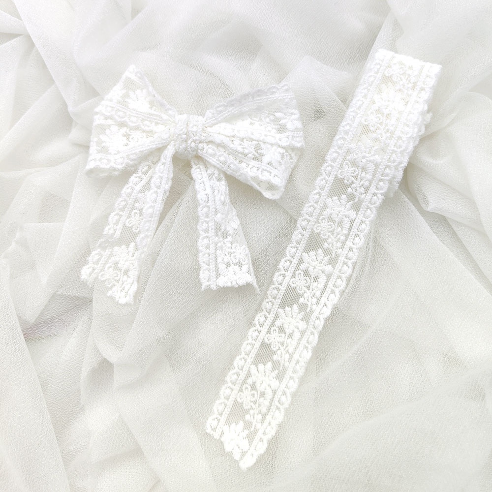 Chất lượng cao ren 1 mét 3cm Ren Hoa Thêu Ruy băng Đường viền trắng Mẫu thêu DIY Thủ công Phụ kiện vải ren