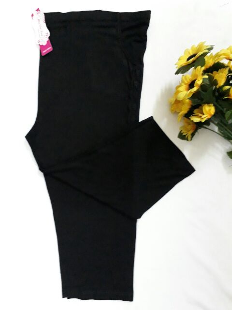 Quần legging bầu lửng. Màu đen. | BigBuy360 - bigbuy360.vn