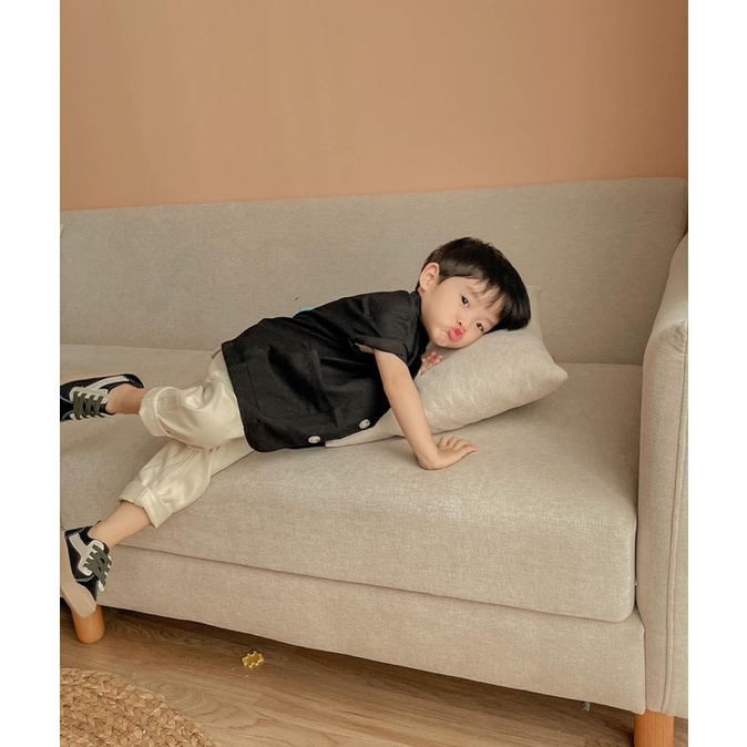 Blazer Đen Ngắn Tay Hàn Quốc Cho Bé