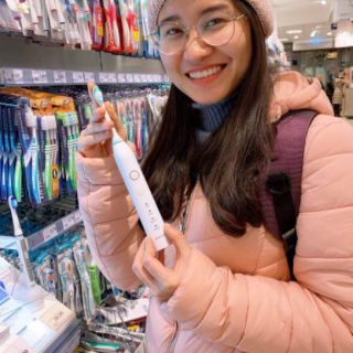 Bàn chải đánh răng Oral-B Pro 750