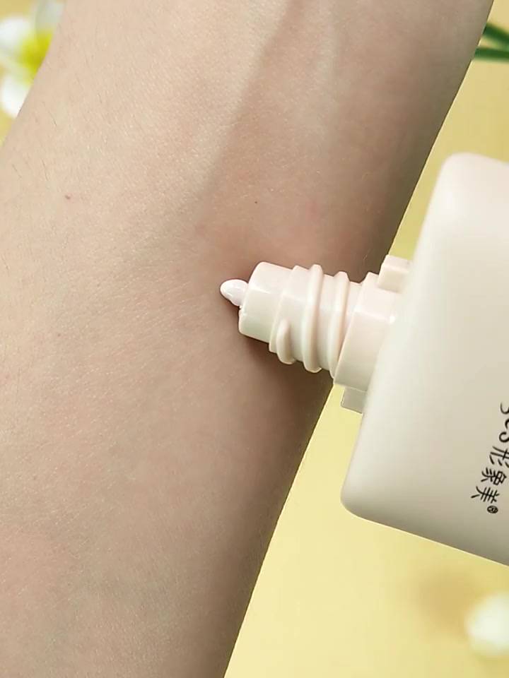  [Hàng mới về] Kem nền BB cream che khuyết điểm dưỡng ẩm cho da trang điểm trong suốt | BigBuy360 - bigbuy360.vn
