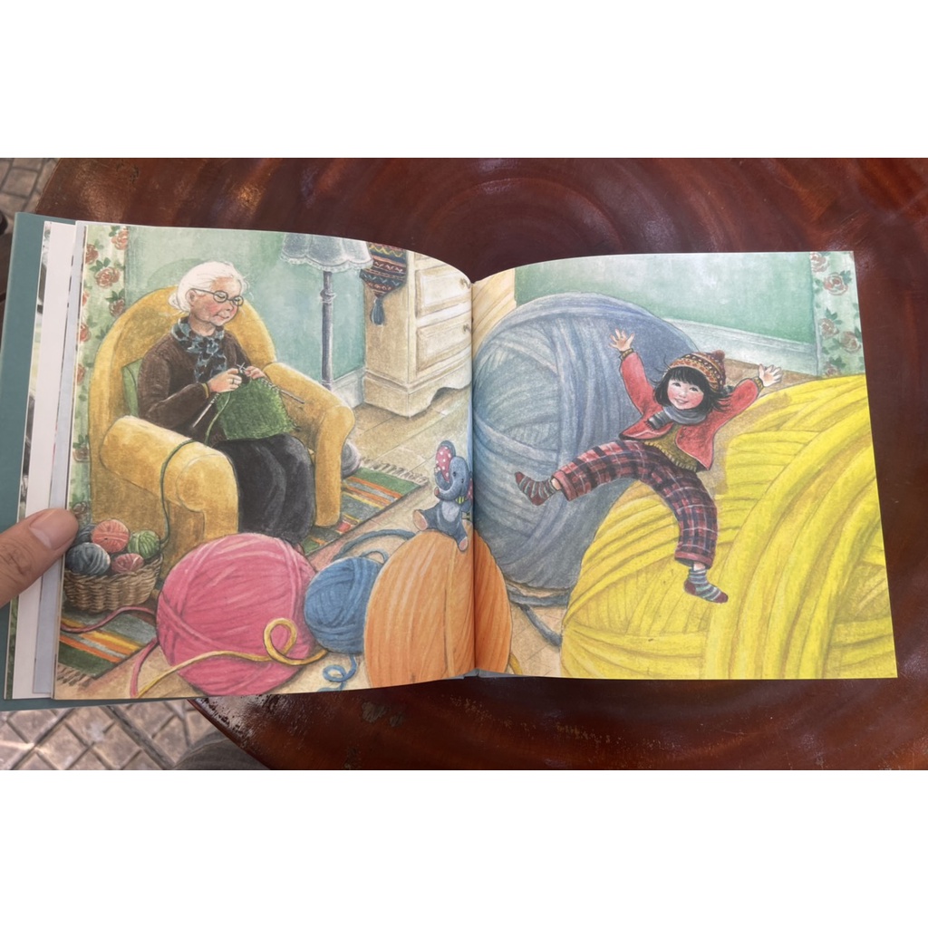 Sách - [Bìa cứng có áo] Tạm biệt bà ngoại - Phạm Thị Hoài Anh – Crabit Kidbooks