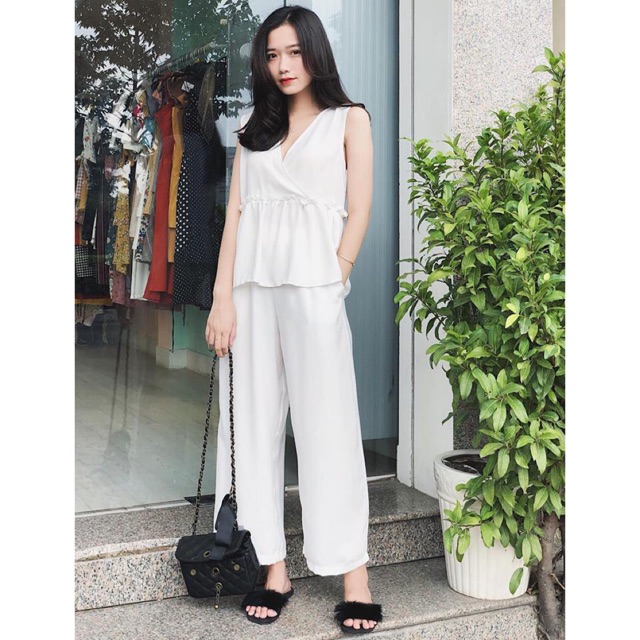Set đồ sang chảnh cho cặp bạn thân