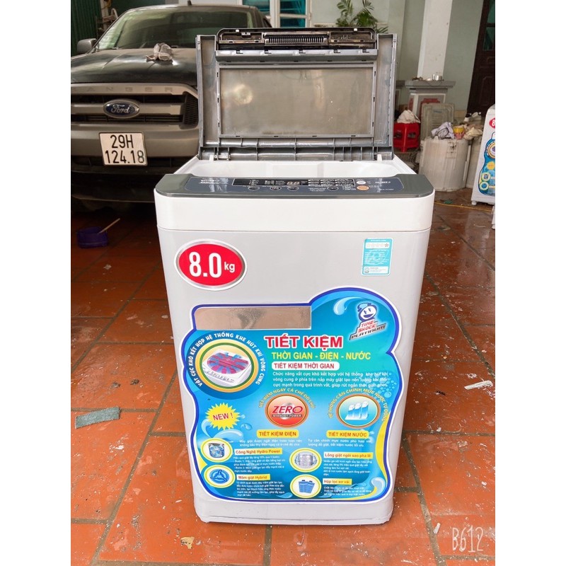 máy giặt panasonic 8kg.mới 90%