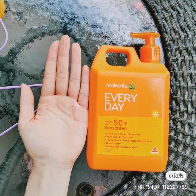 Kem Chống Nắng Woolworths Everyday Sunscreen SPF 50+ 500ml - 1000ml