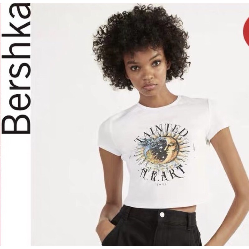 Áo croptop bershka