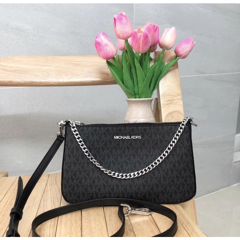 Túi đeo chéo nữ michael kors
