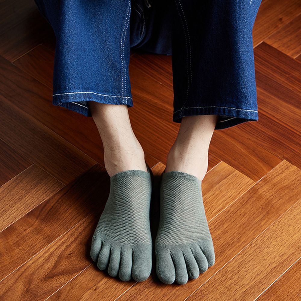 Vớ ngắn xỏ 5 ngón bằng cotton mềm mại màu trơn giữ ấm chân thoáng thoải mái dành cho cả nam và nữ