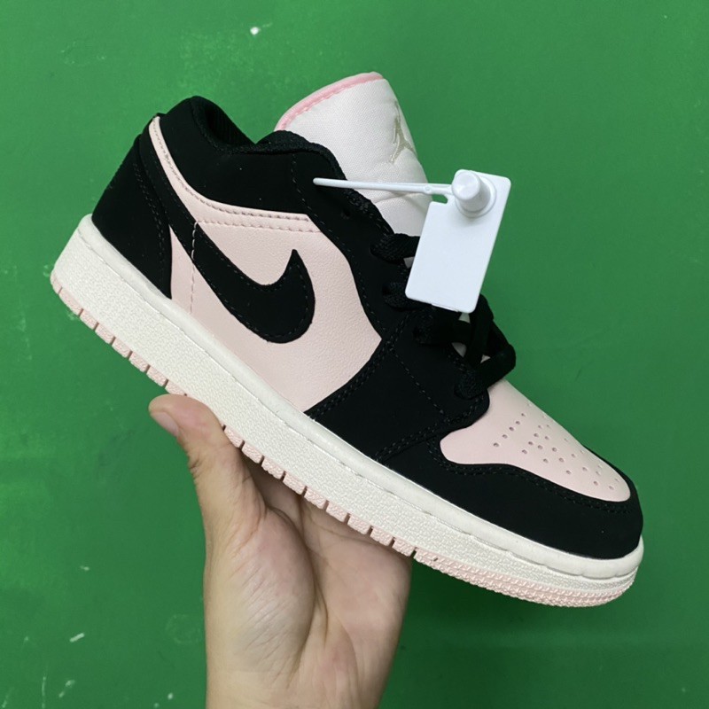 Giầy Jordan 1 đen hồng thấp Fullbox