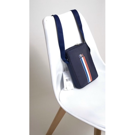 Túi đeo chéo mini Lacoste