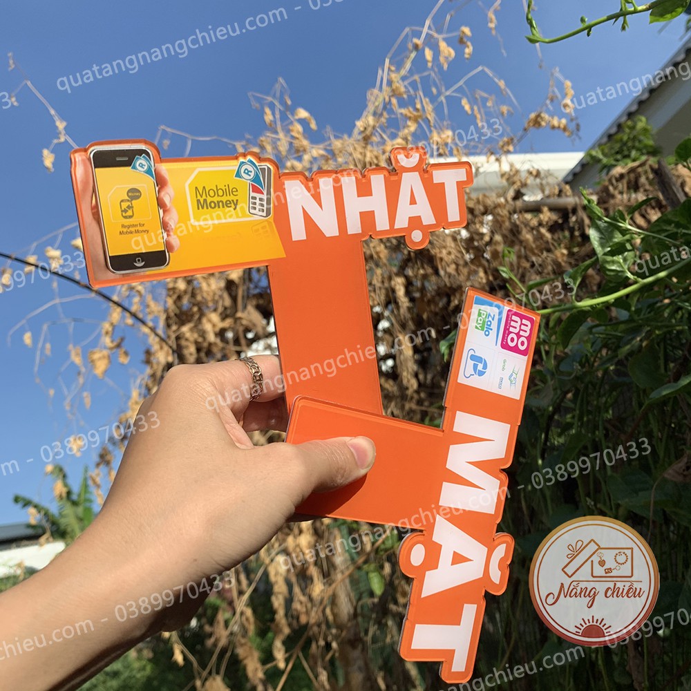 Bảng cầm tay đạo cụ chụp hình sản phẩm_ bảng hiệu xinh giá rẻ