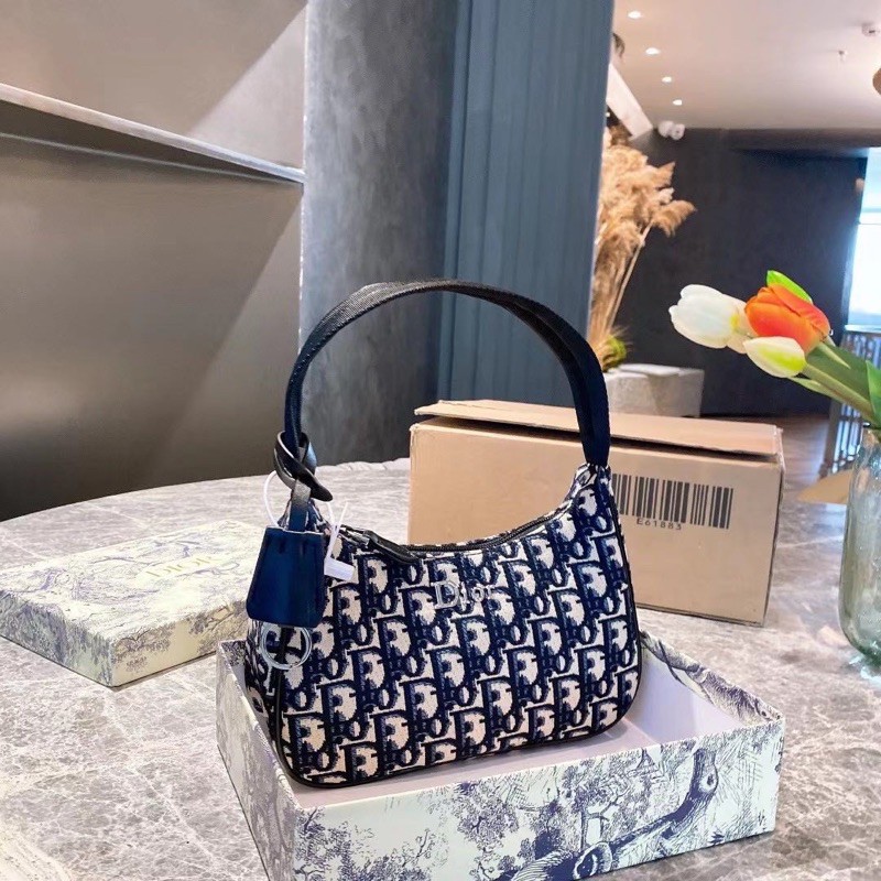 Túi kẹp nách hoạ tiết D sz 21 fullbox